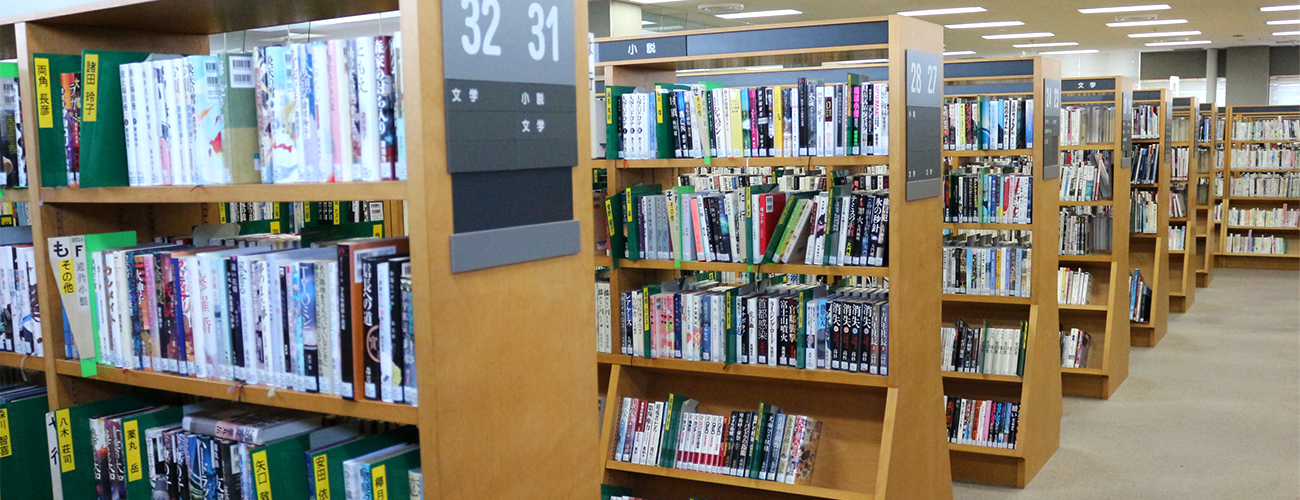 大泉町立図書館01